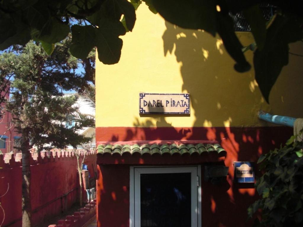 Dar El Pirata Hostel Asilah Eksteriør bilde