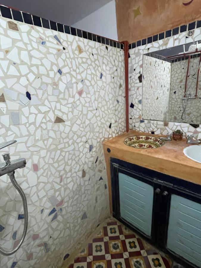 Dar El Pirata Hostel Asilah Eksteriør bilde